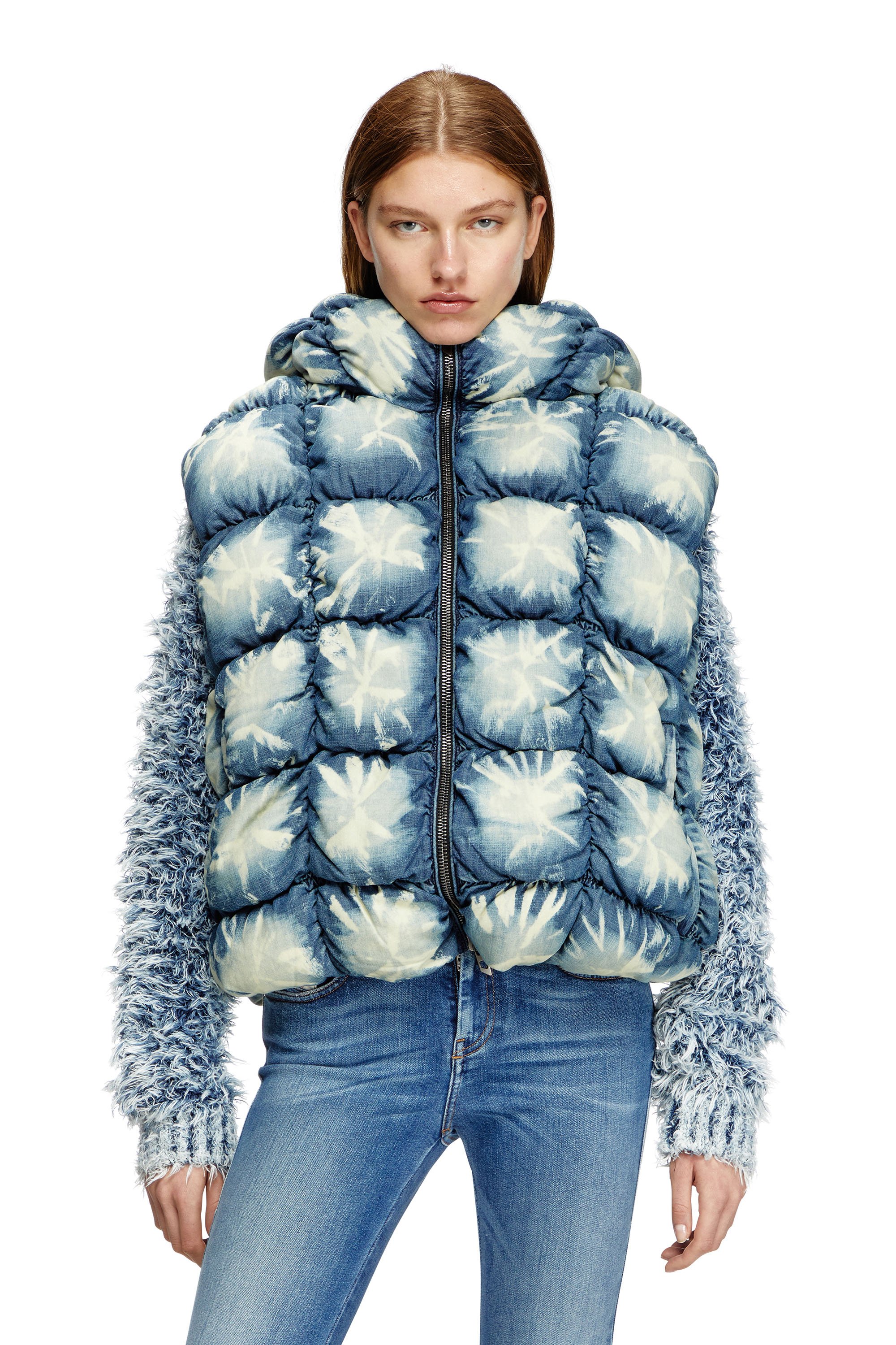 Diesel - W-THYS, Unisex's Tie-dyed denim puffer vest in ブルー - 6