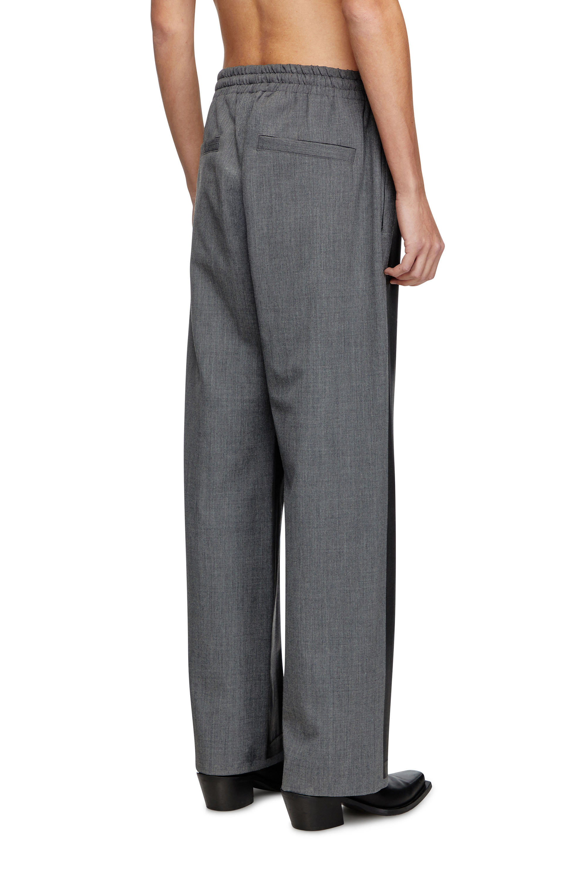 Diesel - P-CLAYS-DD, Unisex's Tailored track pants with coated front in ブラック - 3